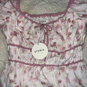 Storia Blush Floral Dress